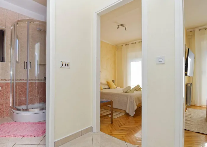 Apartments Marta By Rent Istria